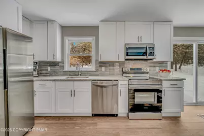  405 Skyline Drive, Blakeslee, PA 18610 - Photo 12