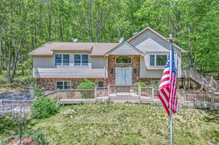 171 Foothill Blvd, Effort, PA 18330 - Photo 1