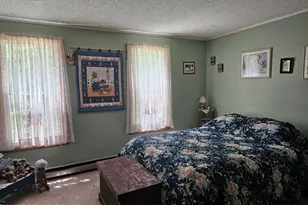 7193 Winnebago Dr, Pocono Lake, PA 18347 - Photo 14