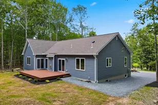 124 Wallenpaupack Dr, Greentown, PA 18426 - Photo 48