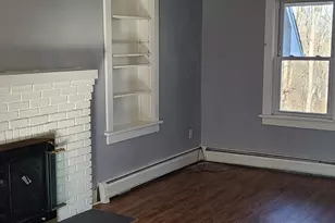 618 King St, Stroudsburg, PA 18360 - Photo 2