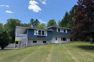 174 Horseshoe Ln, Lehighton, PA 18235 - Photo 2