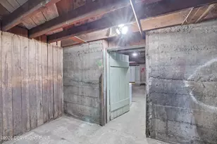 97 E Broad St, East Stroudsburg, PA 18301 - Photo 42