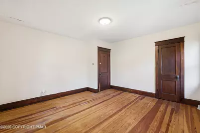  97 E Broad Street, East Stroudsburg, PA 18301 - Photo 20