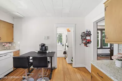  97 E Broad Street, East Stroudsburg, PA 18301 - Photo 16