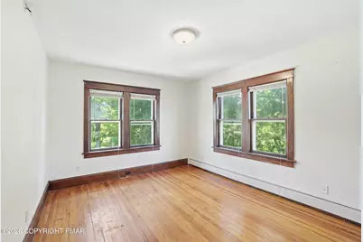  97 E Broad Street, East Stroudsburg, PA 18301 - Photo 28