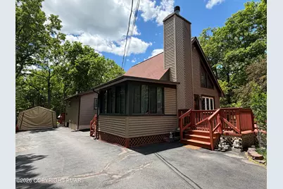  197 Hummingbird Trail, Bushkill, PA 18324 - Photo 2