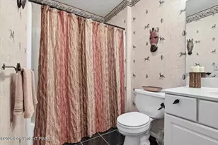 240 Oxford Cir, Stroudsburg, PA 18360 - Photo 50