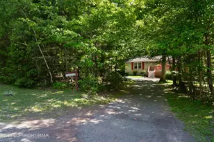 2338 Mountain Laurel Dr, Effort, PA 18330 - Photo 2
