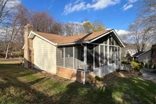 202 Norton Rd, Stroudsburg, PA 18360 - Photo 8