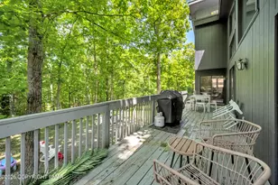 2044 Candlewood Dr, East Stroudsburg, PA 18301 - Photo 12