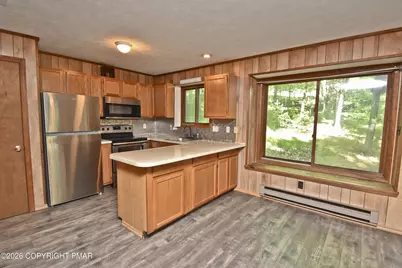  148 Manchester Drive, Bushkill, PA 18324 - Photo 10