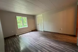 2117 Heathrow Ln, Stroudsburg, PA 18360 - Photo 8