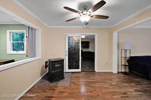 256 Sundance Rd, Effort, PA 18330 - Photo 12