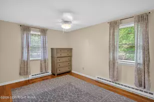 1032 Forest Dr, Stroudsburg, PA 18360 - Photo 32