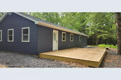  111 Split Rock Road, Lake Harmony, PA 18624 - Photo 2