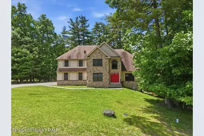  149 Arbor Way, Stroudsburg, PA 18360 - Photo 2