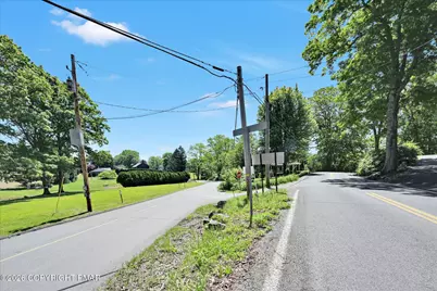  750 Brockton Mountain Drive, Barnesville, PA 18214 - Photo 12
