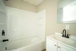 10-12 Beekman St, Wilkes Barre, PA 18702 - Photo 12