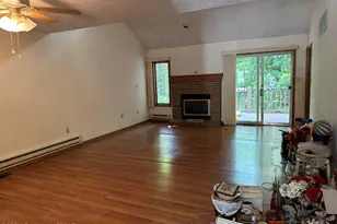 78 Village Dr, Stroudsburg, PA 18360 - Photo 4