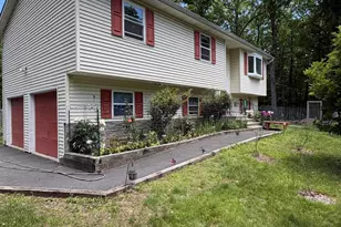 2127 Faratol Rd, East Stroudsburg, PA 18302 - Photo 2