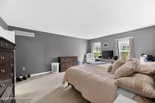 2330 Southridge Dr, East Stroudsburg, PA 18302 - Photo 16