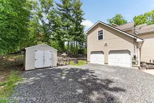 2330 Southridge Dr, East Stroudsburg, PA 18302 - Photo 42