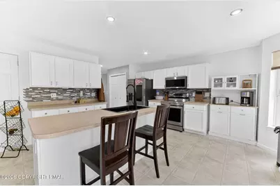  2330 Southridge Drive, East Stroudsburg, PA 18302 - Photo 10
