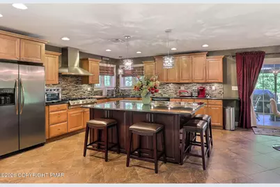  110 Mackenzie Lane, Bartonsville, PA 18321 - Photo 12