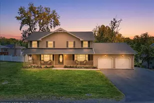 5562 Franklin Hill Rd, East Stroudsburg, PA 18301 - Photo 2