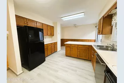  124 Eaglesmere Circle #20, East Stroudsburg, PA 18301 - Photo 8