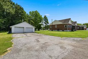 6409 4th Ave, Bangor, PA 18013 - Photo 10