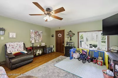  6409 4th Avenue, Bangor, PA 18013 - Photo 14
