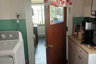 151 Dickson St, Duryea, PA 18642 - Photo 8