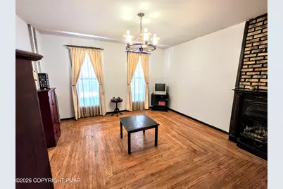 318 N 1st Street, Lehighton, PA 18235 - Photo 18