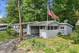 309 Harry Ln, Stroudsburg, PA 18360 - Photo 10