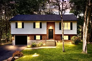 9807 Deerwood Dr, Tobyhanna, PA 18466 - Photo 2