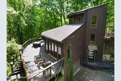  180 Calvary Court, East Stroudsburg, PA 18302 - Photo 2