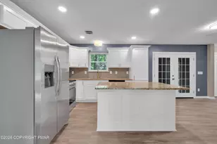 8913 Deerfield Rd, Tobyhanna, PA 18466 - Photo 12