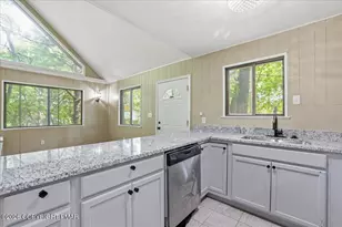 2166 Wild Laurel Dr, Long Pond, PA 18334 - Photo 14