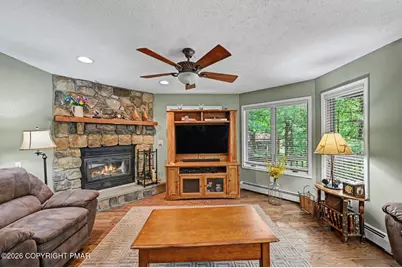  6102 Lakeview Drive, Pocono Pines, PA 18350 - Photo 16