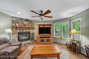 6102 Lakeview Dr, Pocono Pines, PA 18350 - Photo 16