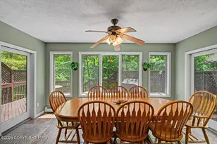 6102 Lakeview Dr, Pocono Pines, PA 18350 - Photo 18