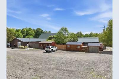  145 Camelback Road, Tannersville, PA 18372 - Photo 24