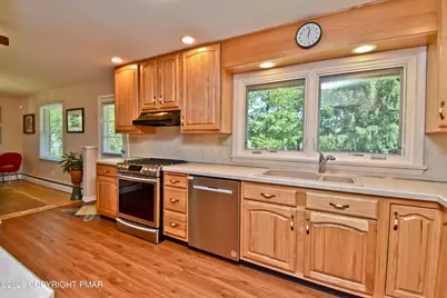  411 Barrett Road, Emmaus, PA 18049 - Photo 8