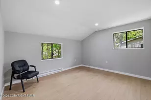 8934 Deerfield Rd, Tobyhanna, PA 18466 - Photo 32
