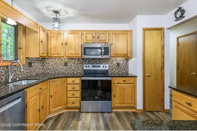  1430 N Rocky Mountain Drive, Effort, PA 18330 - Photo 22