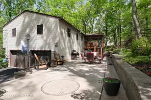 1430 N Rocky Mountain Dr, Effort, PA 18330 - Photo 30