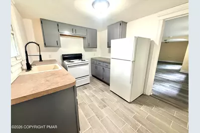  309-311 E E Ridge Street, Lansford, PA 18232 - Photo 4