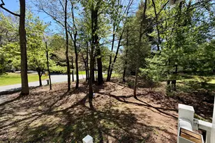 687 Dotters Corner Rd, Kunkletown, PA 18058 - Photo 2